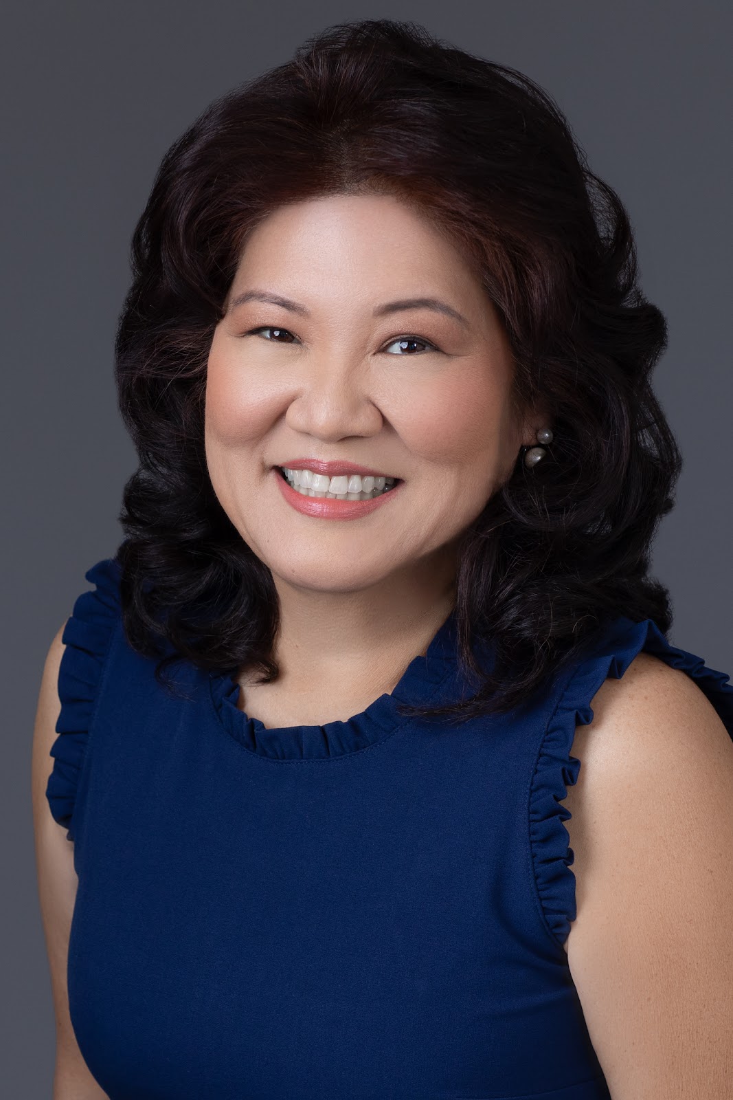 Robyn Hirokane (R)